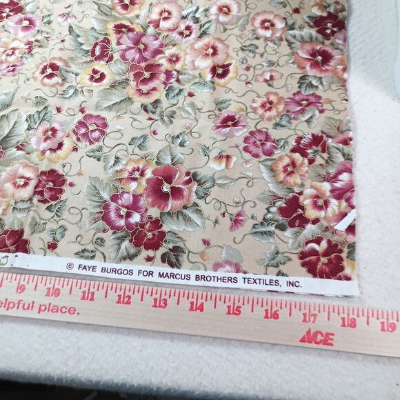 Vtg. Quilting Fabric Mix Lot Fat Quarters and Large Cut 6 Pieces Craft Lot #4 - Picture 8 of 10